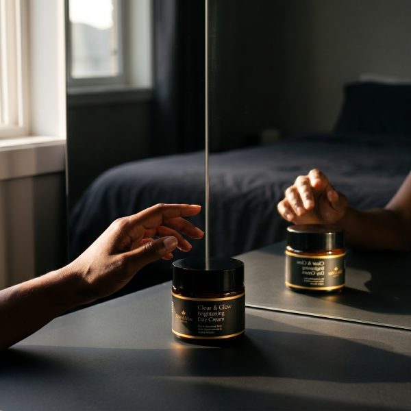 clear & glow facial therapy cleanser